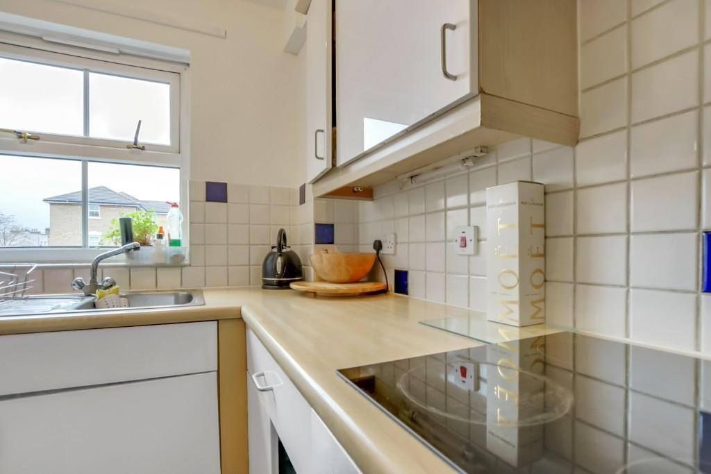 Property photo 2 of 7 Gallery