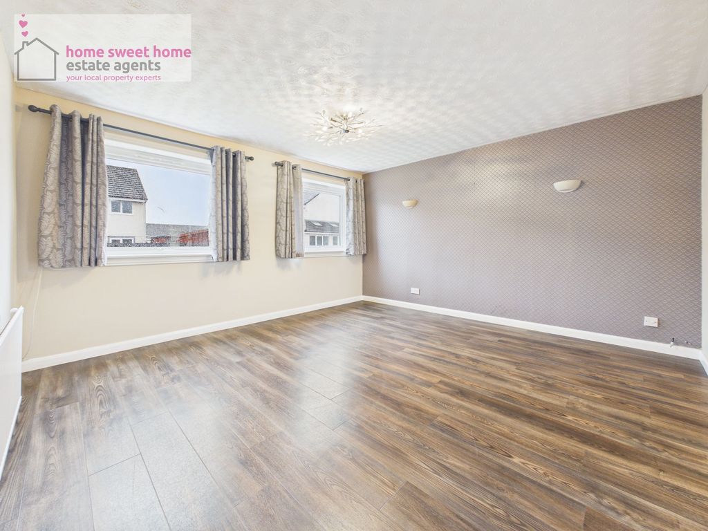 Property photo 3 of 44