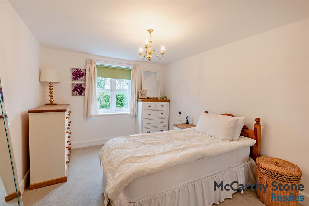 Additional image 5 of 1 bed flat for saleStewart Court, High Street, Epping CM16