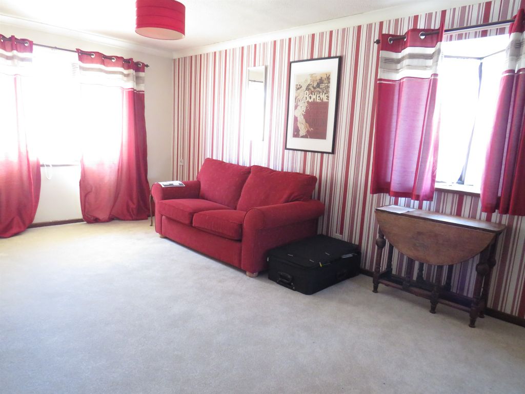 Property photo 2 of 7