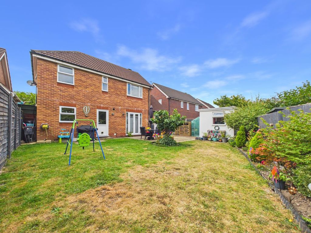 Property photo 2 of 18