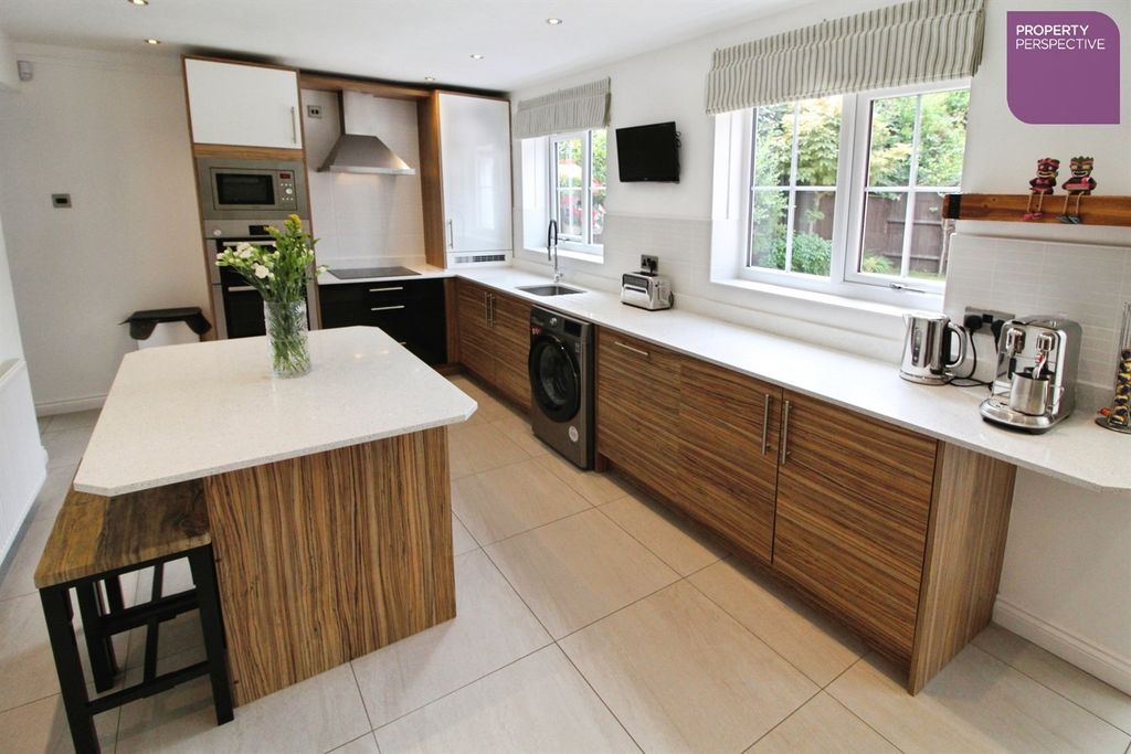 Property photo 3 of 17 Living Dining Kitchen