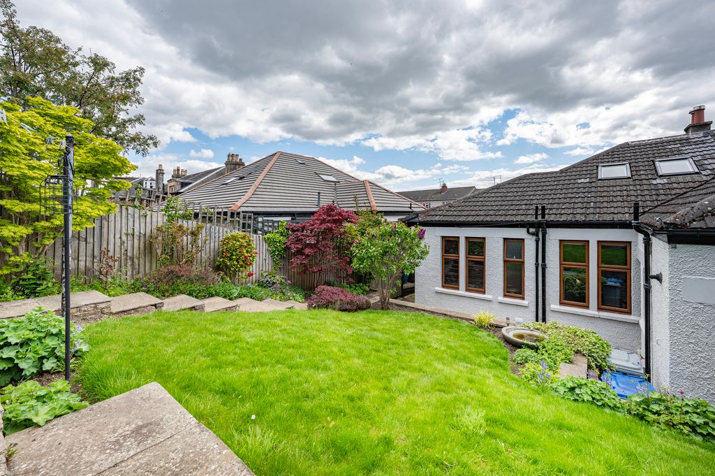 Property photo 2 of 39