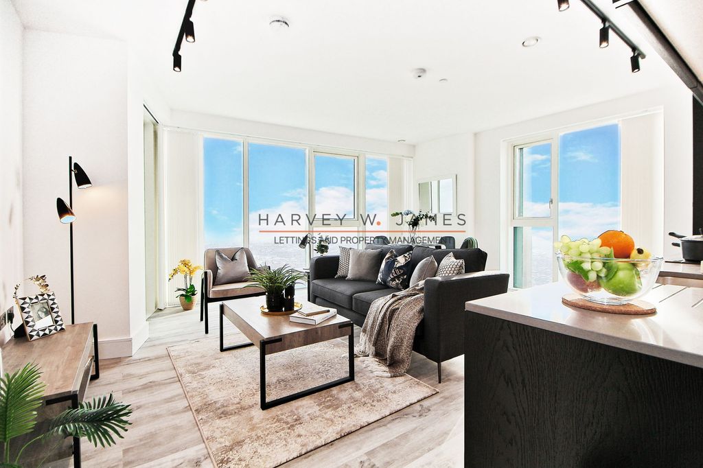 Property photo 2 of 44