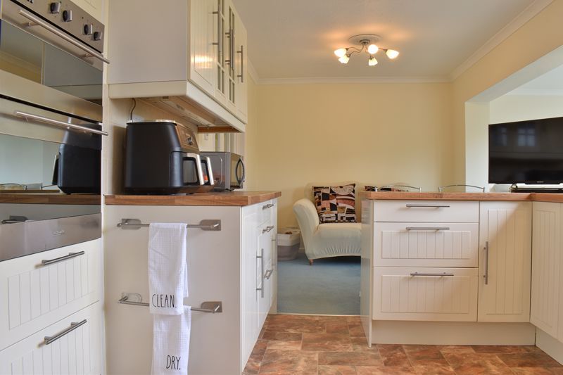 Property photo 2 of 23 Kitchen/Diner