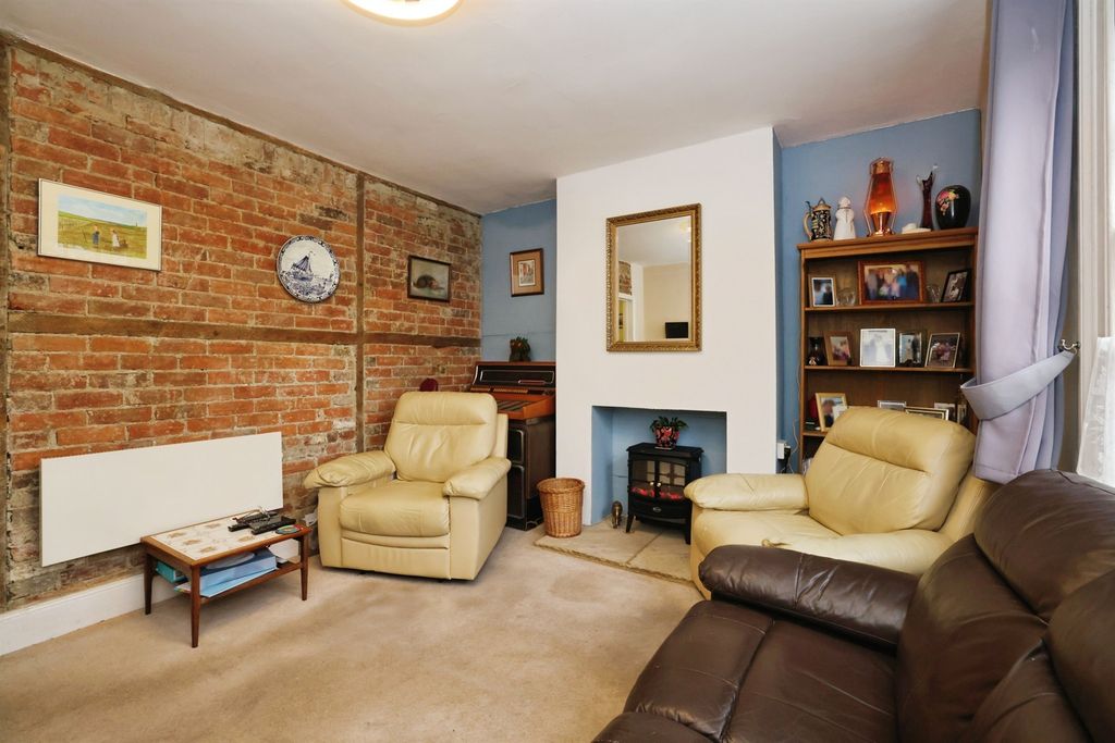 Property photo 2 of 15