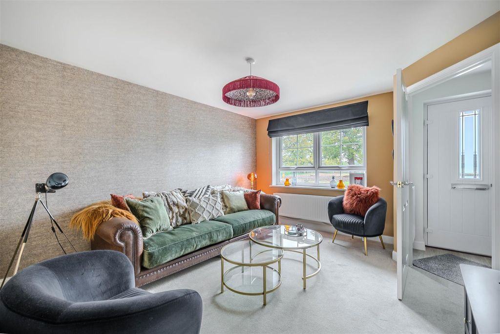 Property photo 3 of 17 Dsc01223-Hdr.Jpg