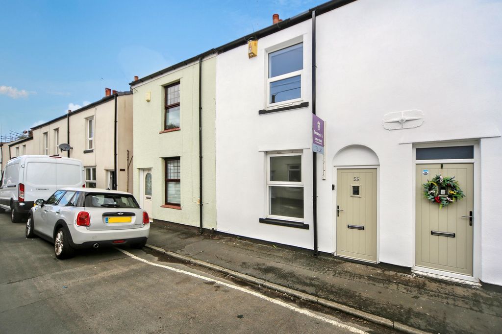 Property photo 1 of 16