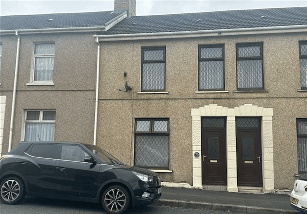 Property photo 1 of 30