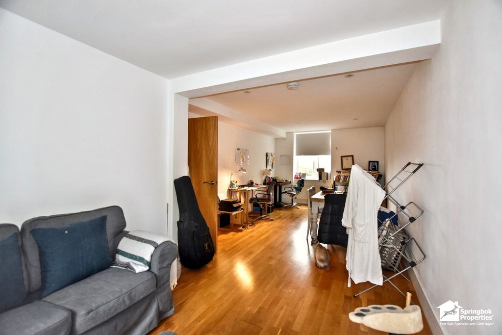 Property photo 2 of 14 Image 1