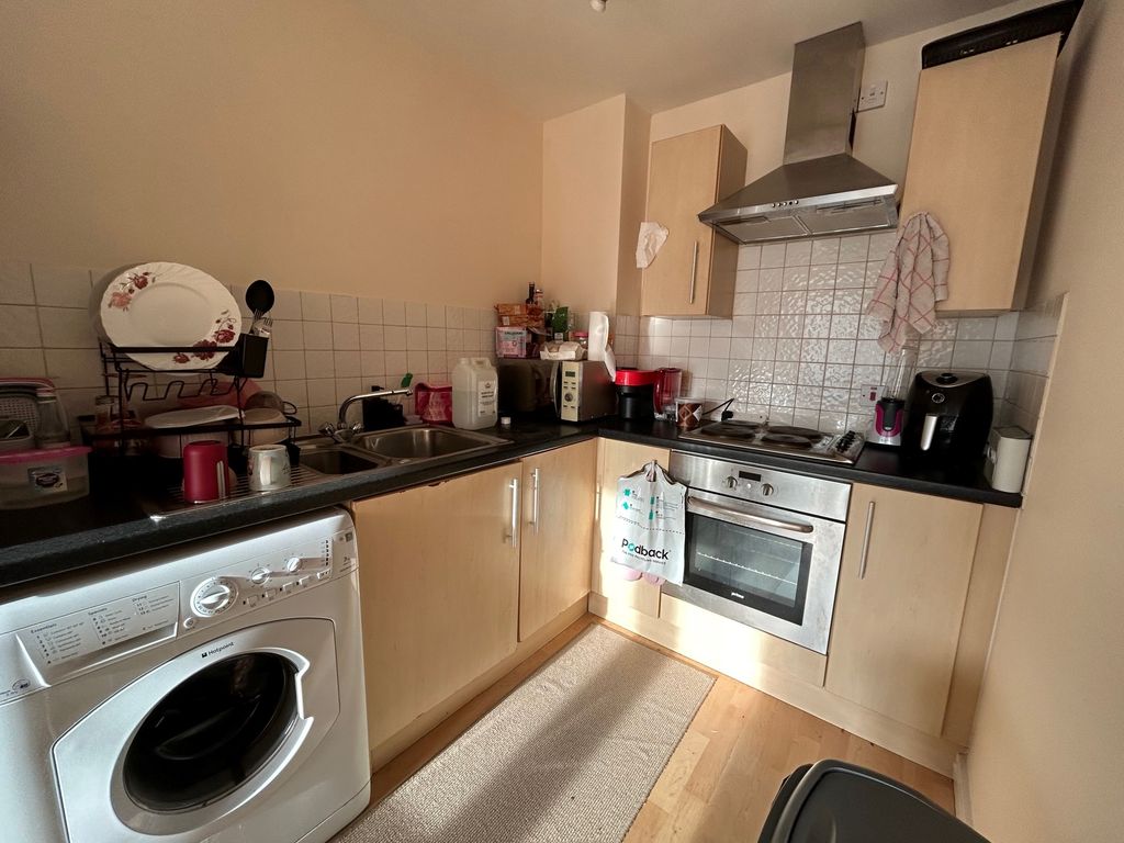 Property photo 1 of 4