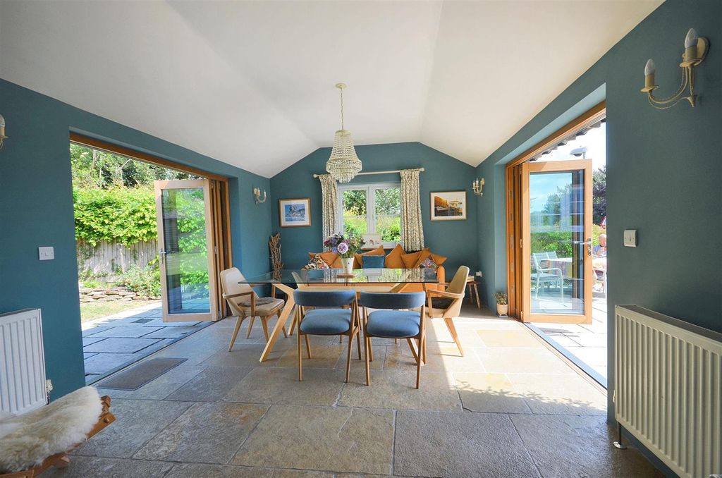 Property photo 2 of 15 Dining/Family Room