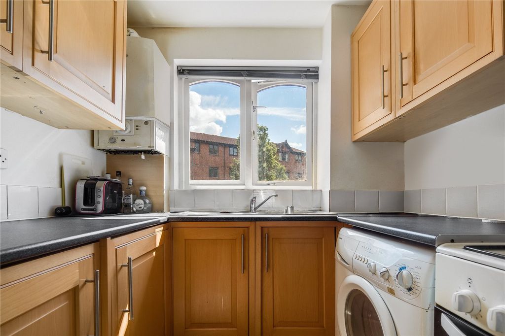 Property photo 2 of 9 Kitchen View 2