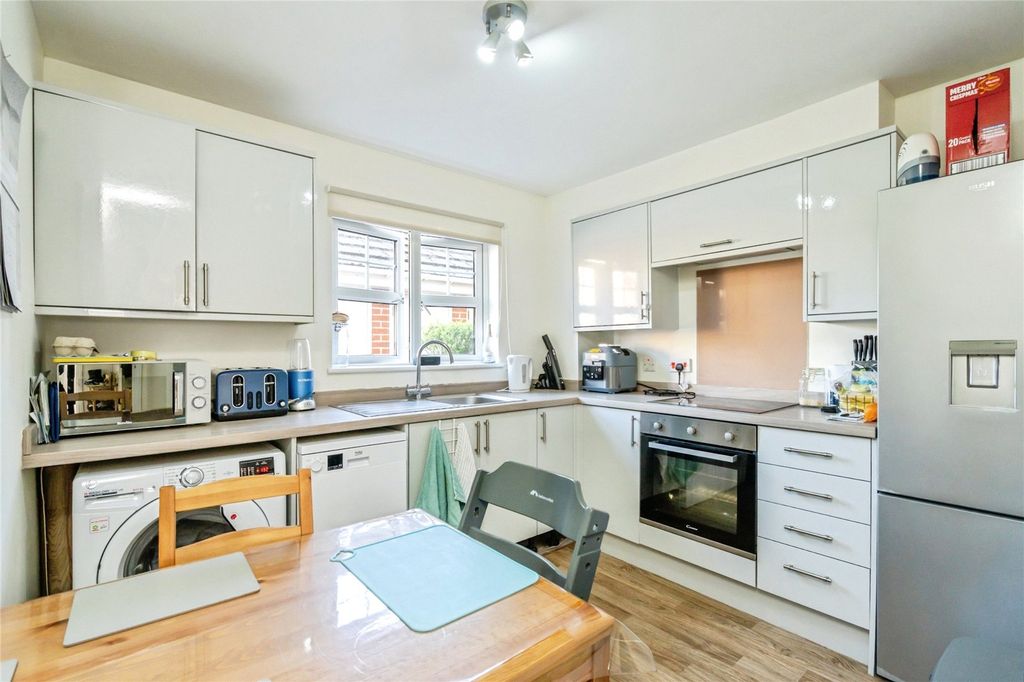 Property photo 3 of 13 Picture No. 01