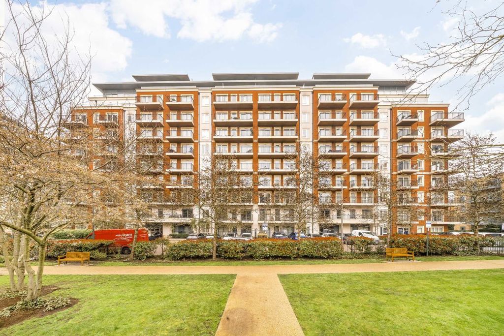 Property photo 1 of 7