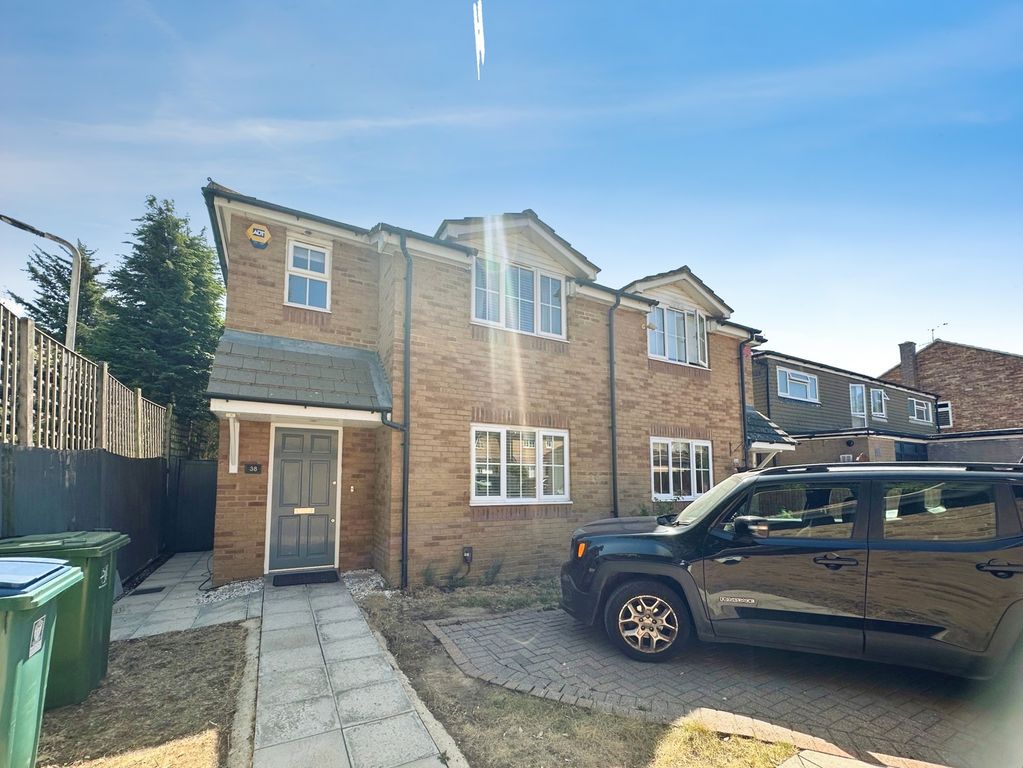 Property photo 1 of 16 Pbox-Img.Jpg