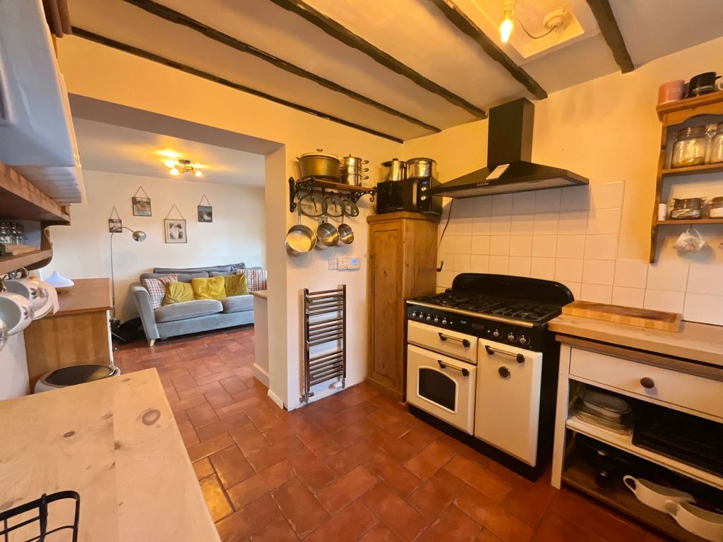 Property photo 3 of 42
