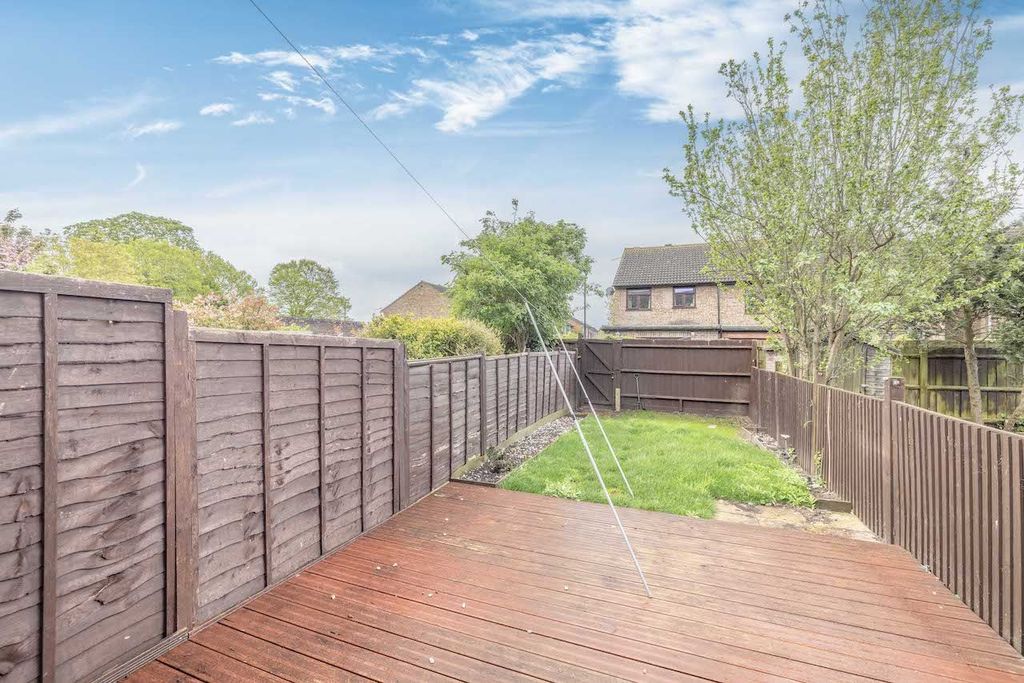 Property photo 2 of 10