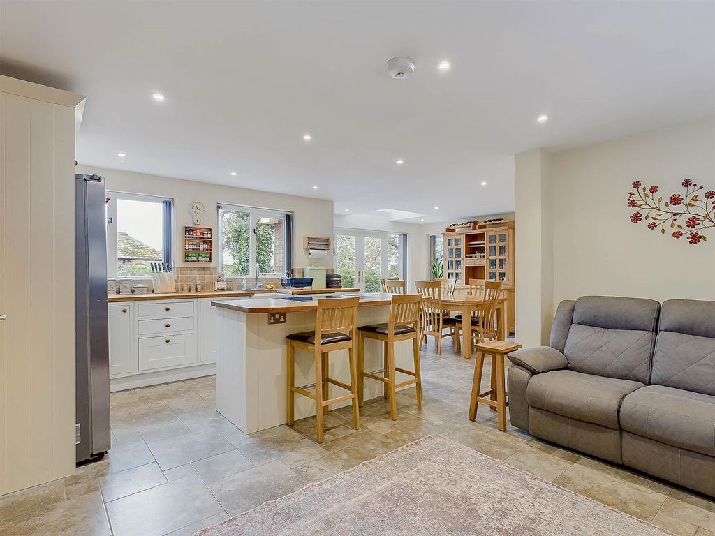 Additional image 7 of 6 bed detached house for saleNewtown Road, Malvern WR14