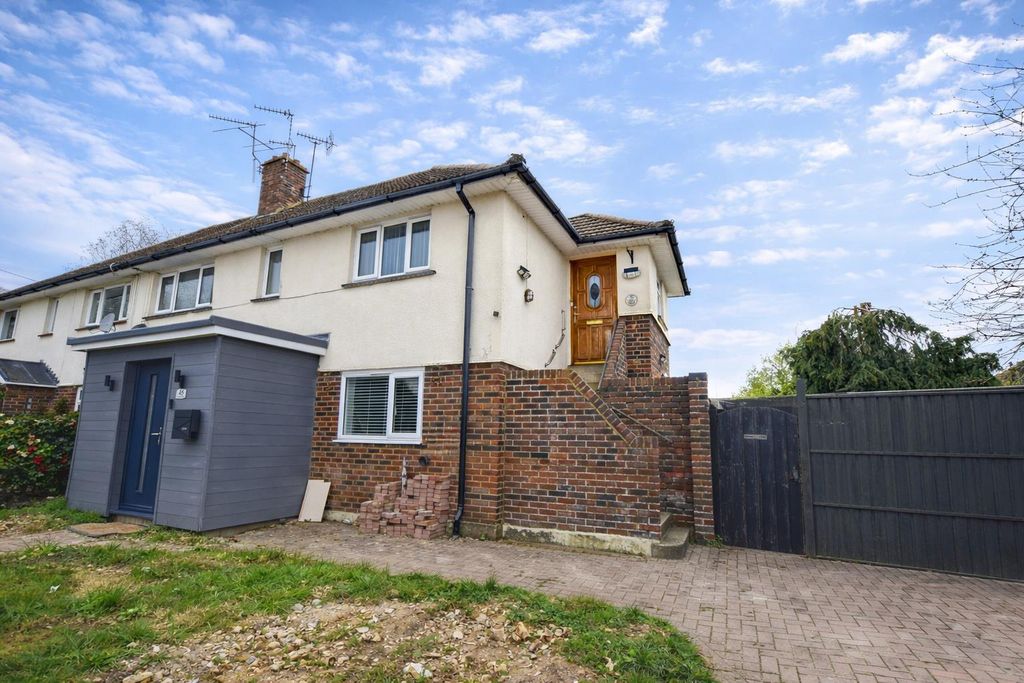 Property photo 1 of 9