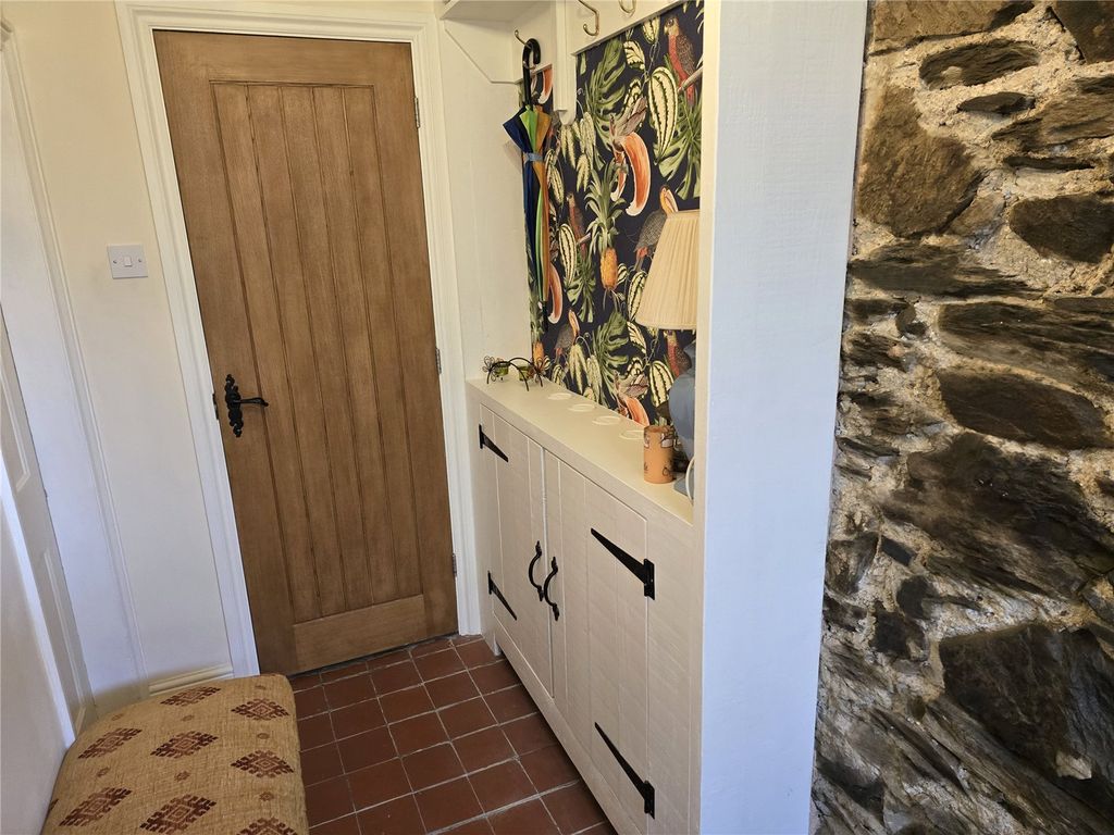 Property photo 2 of 38 Picture No. 42