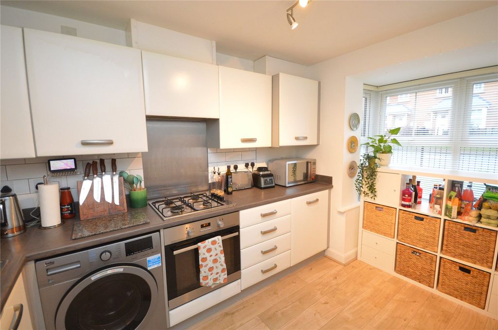 Property photo 3 of 14 Picture 3