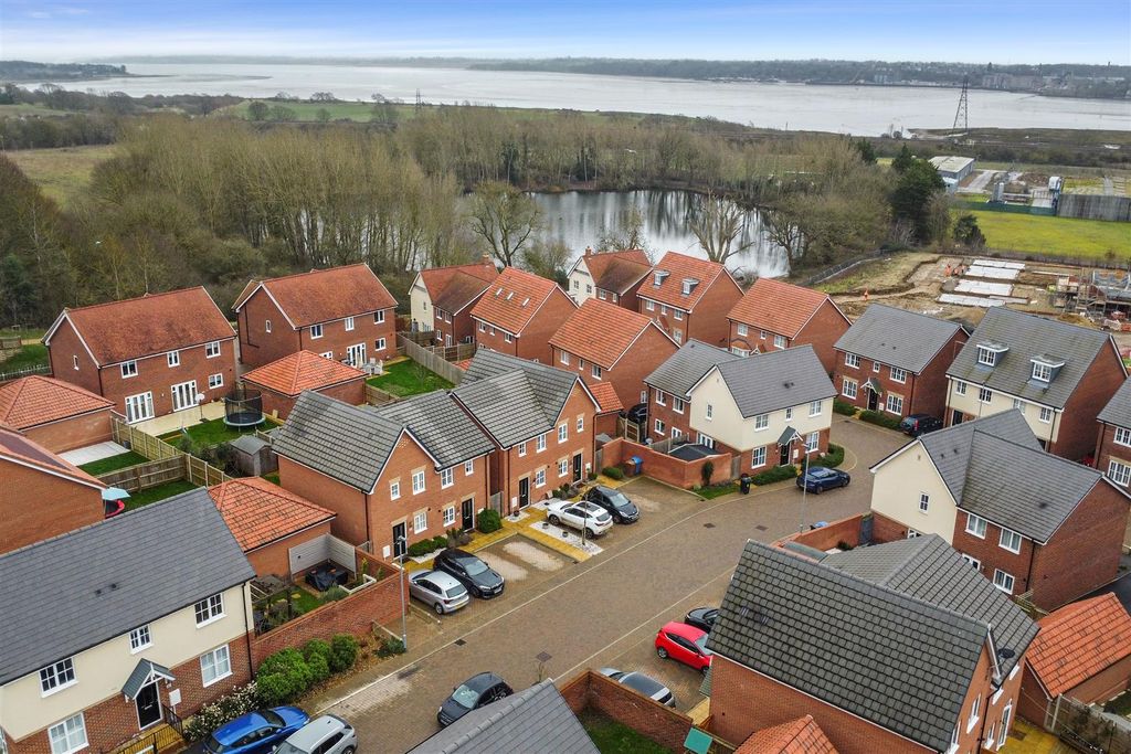 Property photo 2 of 11 Aerial