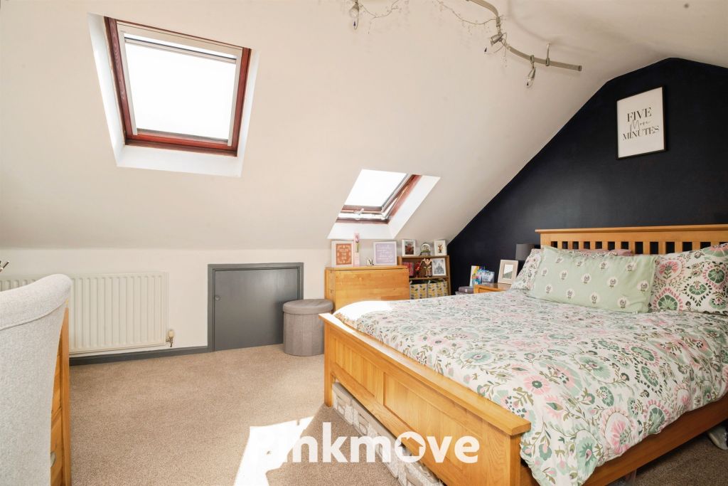 Property photo 3 of 19