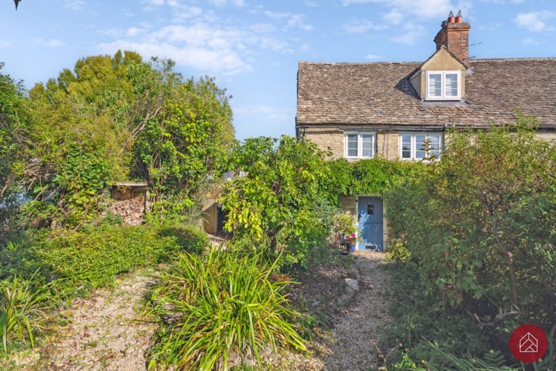 Property photo 1 of 31 Front Aspect