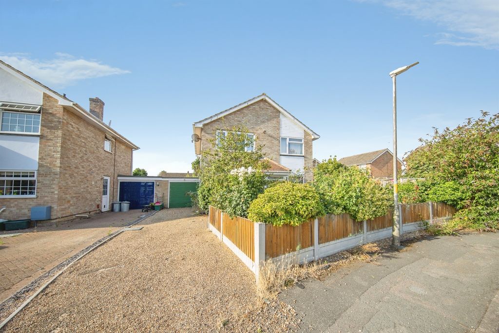Property photo 2 of 15