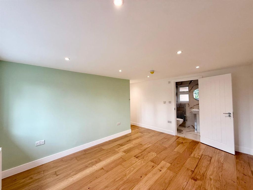 Property photo 1 of 14 C.Jpg