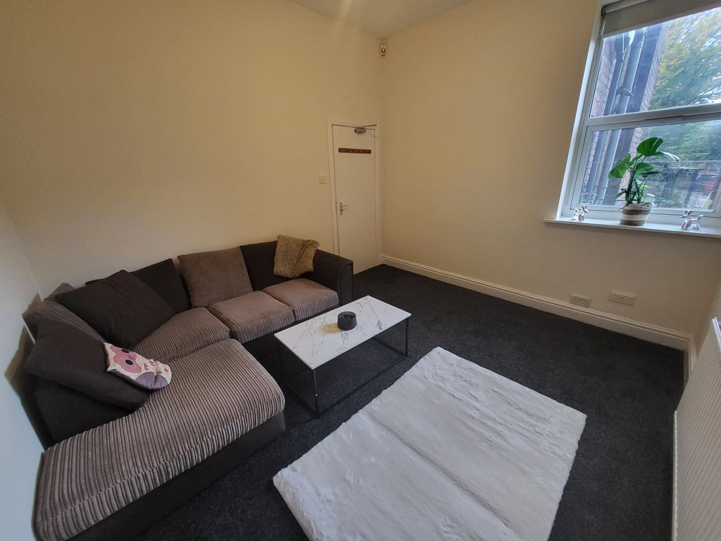 Property photo 2 of 16 Gallery