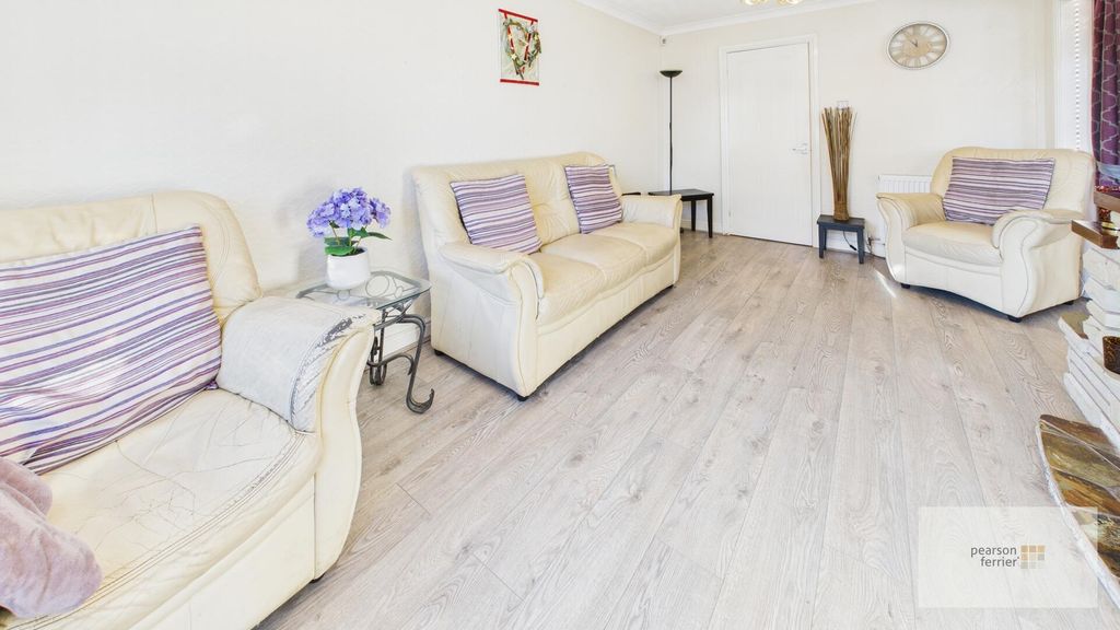 Property photo 3 of 13 Living Room