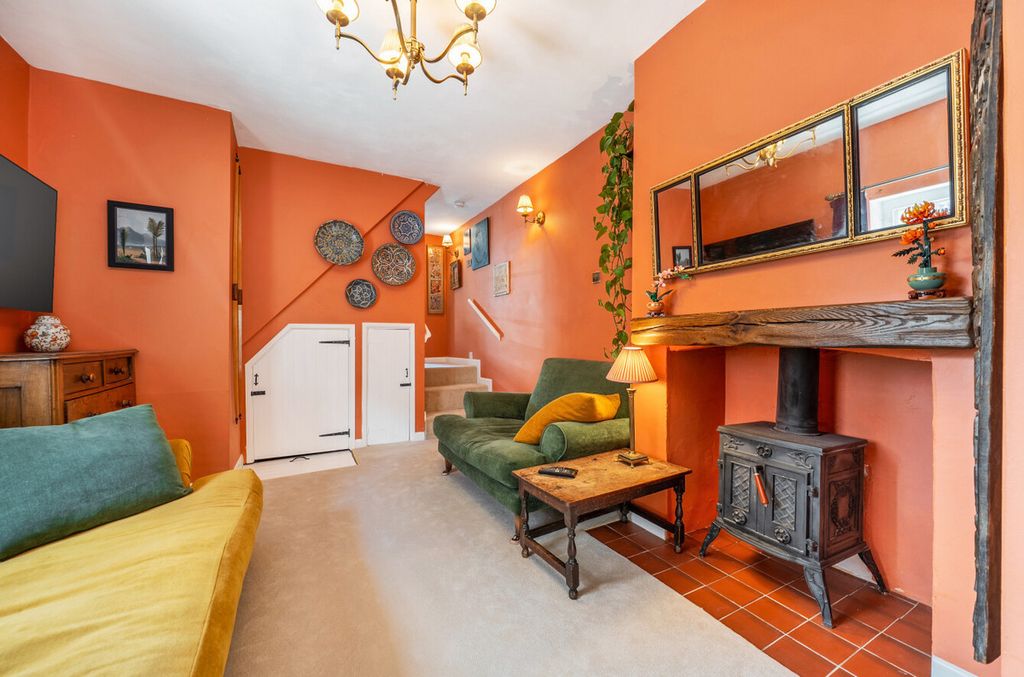 Property photo 3 of 18
