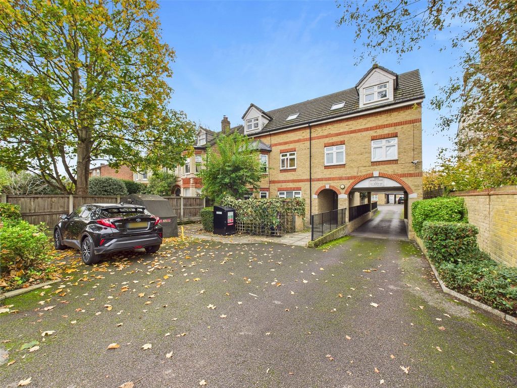 Property photo 1 of 5 Picture No. 11