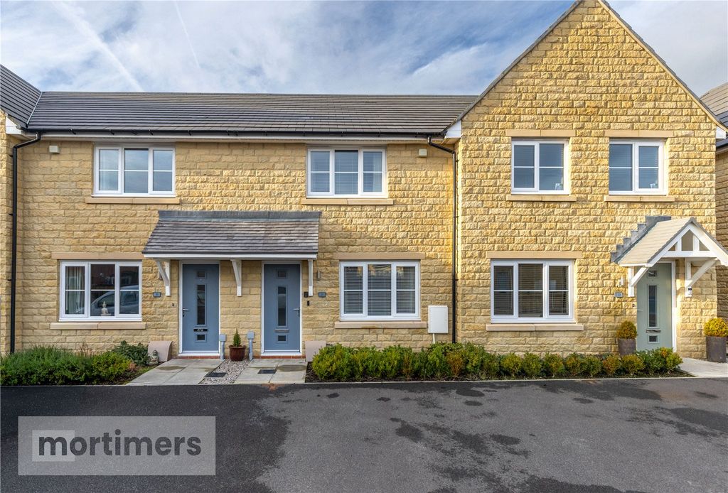 Property photo 2 of 20 External