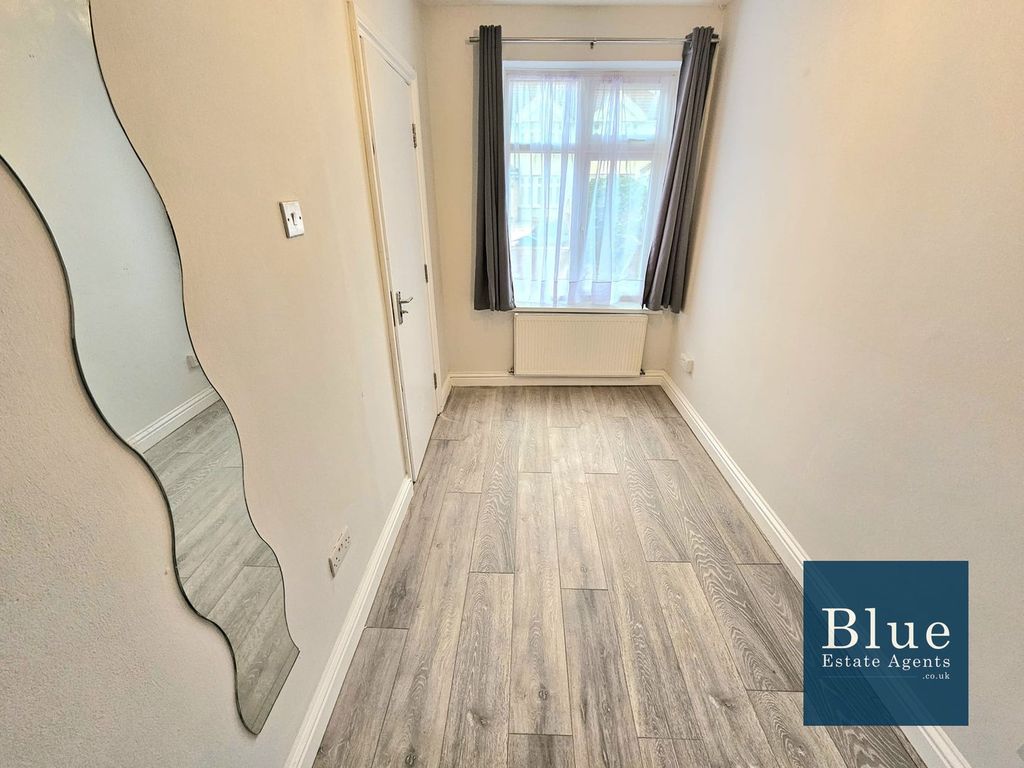 Property photo 3 of 13 Reception Two