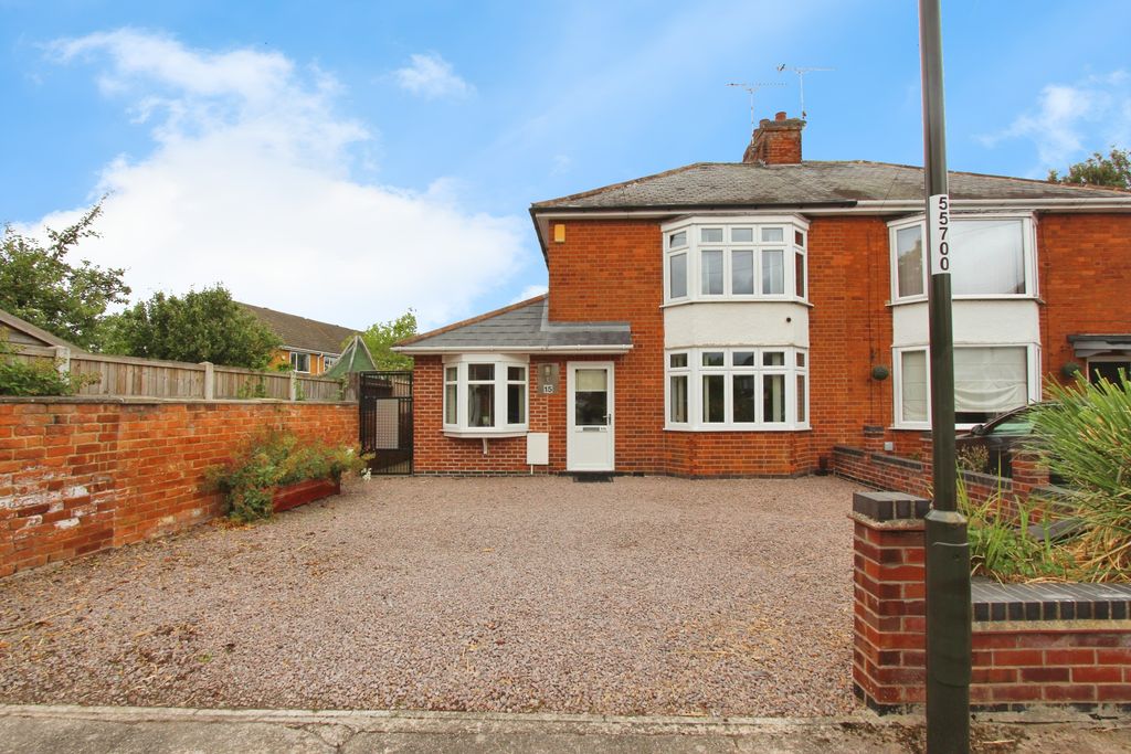 Property photo 1 of 21