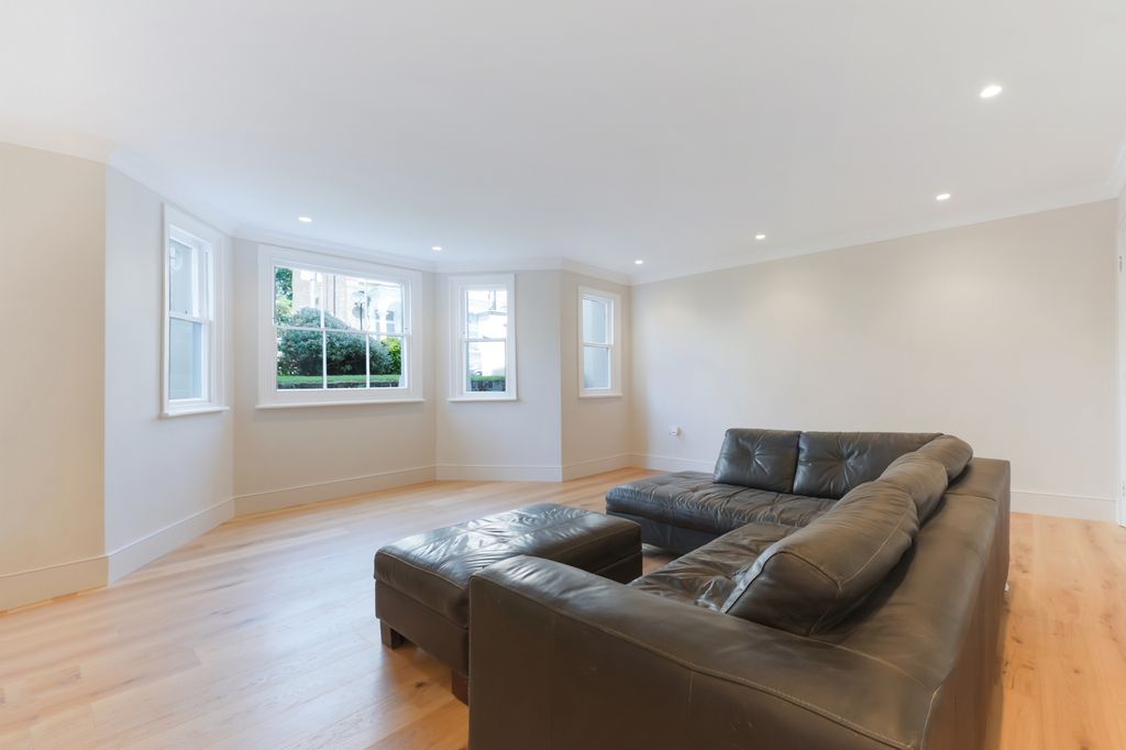 Property photo 3 of 15 Picture No. 03