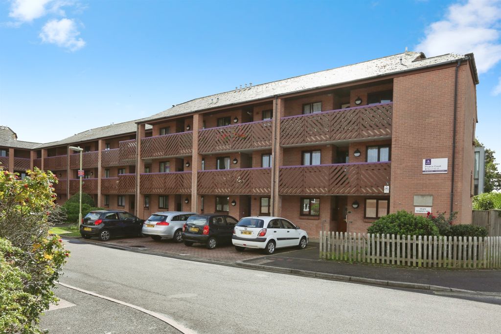 Property photo 2 of 17