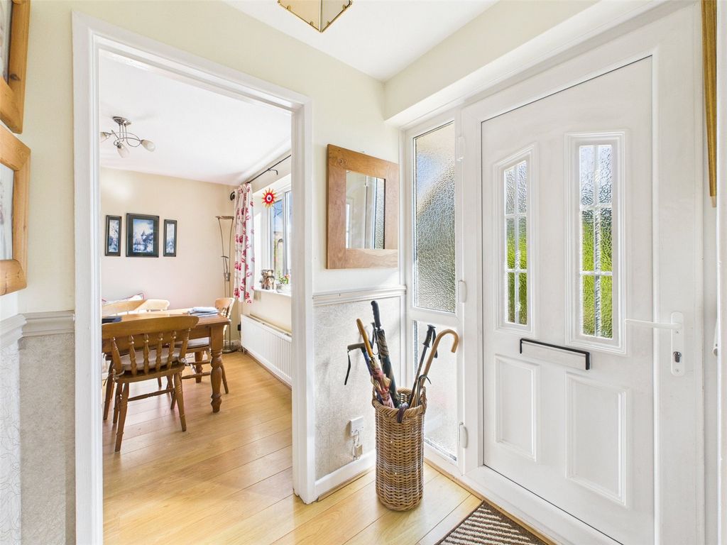 Property photo 2 of 21 Picture No. 44