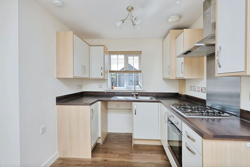 Property photo 2 of 16