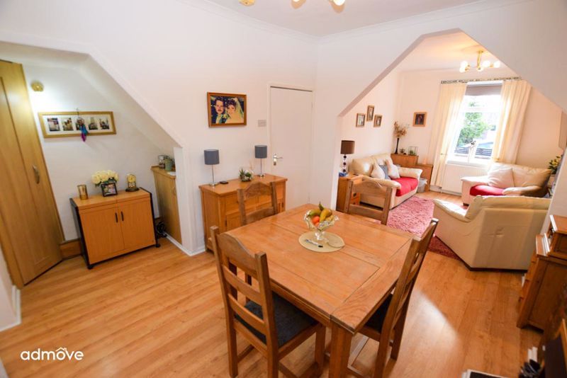 Property photo 3 of 27 Photo 9
