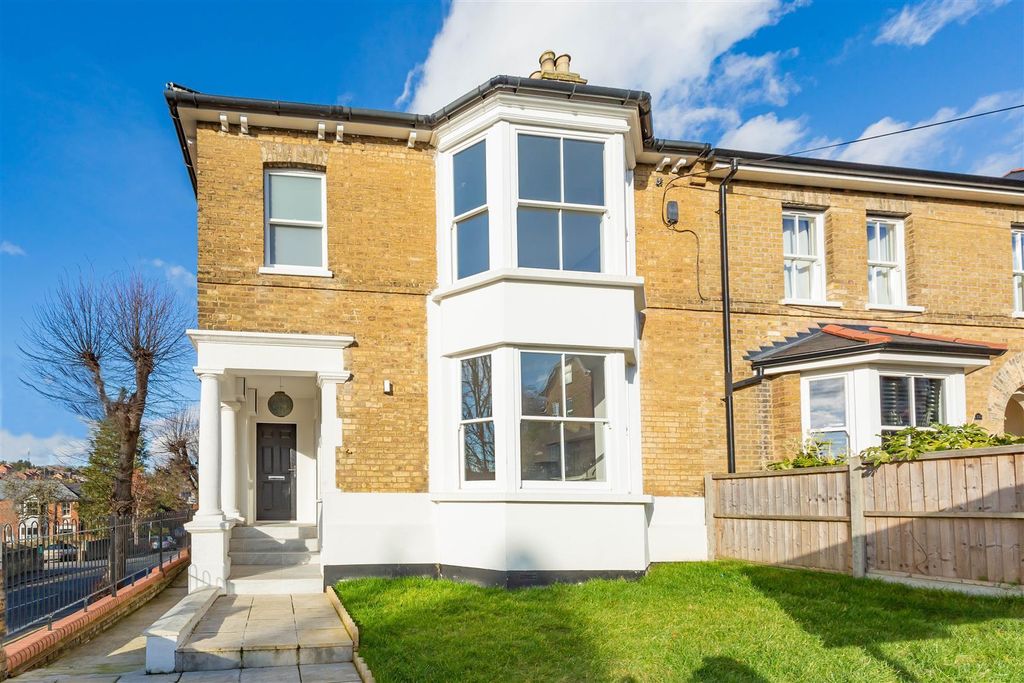 Property photo 1 of 14 2.Jpg