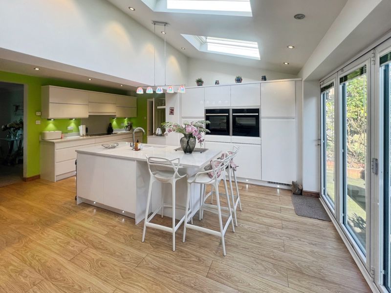 Property photo 2 of 22 Kitchen Diner