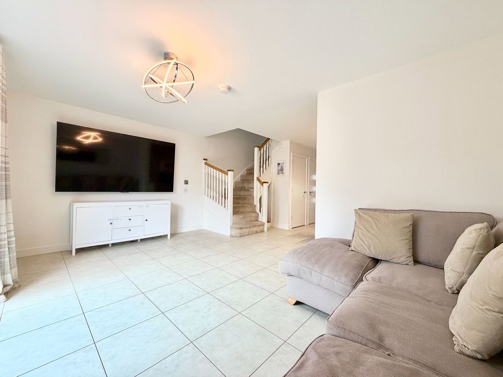 Additional image 11 of 3 bed terraced house for saleBenny Drive, Denny FK6