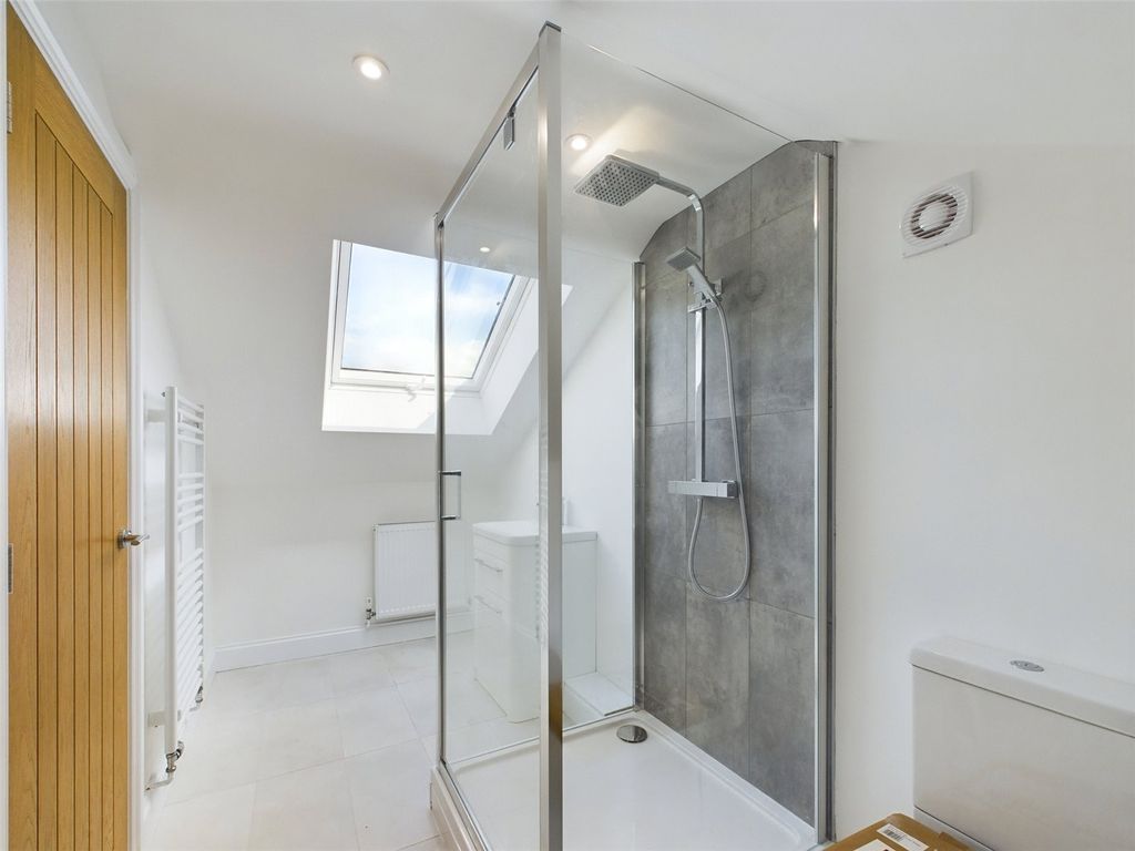 Property photo 3 of 11 Picture No. 28