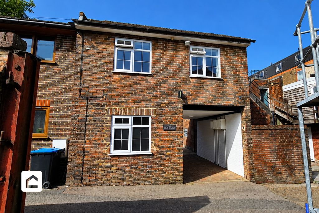 Property photo 1 of 16 1