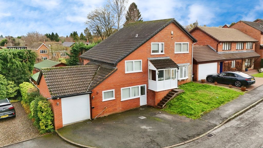 Property photo 1 of 32 4689960