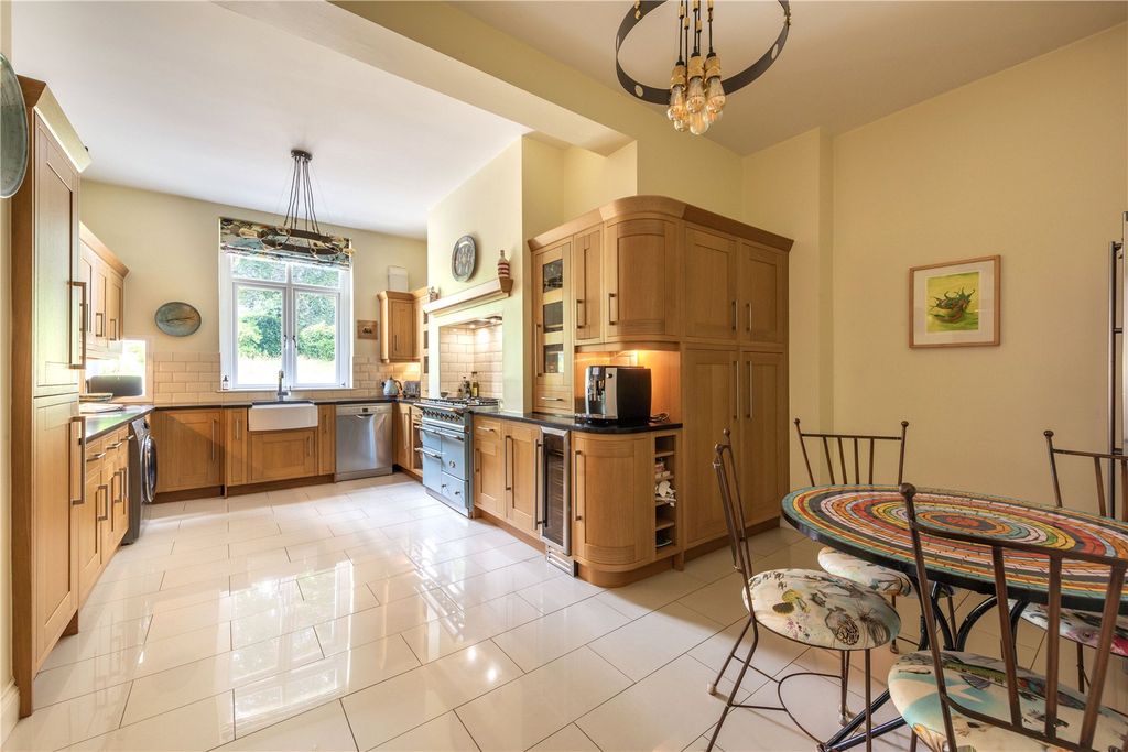 Property photo 2 of 19 Picture No. 03